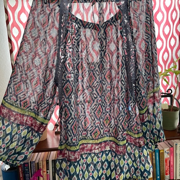 FIGUEROA&FLOWER blue/green/pink long sleeve sheer blouse in size large - Picture 4 of 8